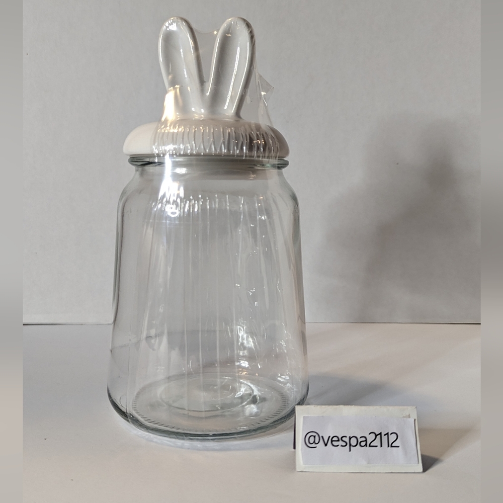 Target Bullseye Playground Easter Bunny Ear Jar Gass & White Ceramic Canister